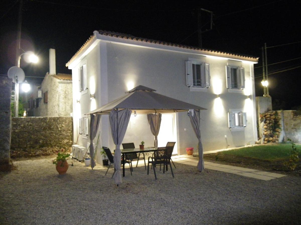 Вилла Vikou House Gyri Экстерьер фото