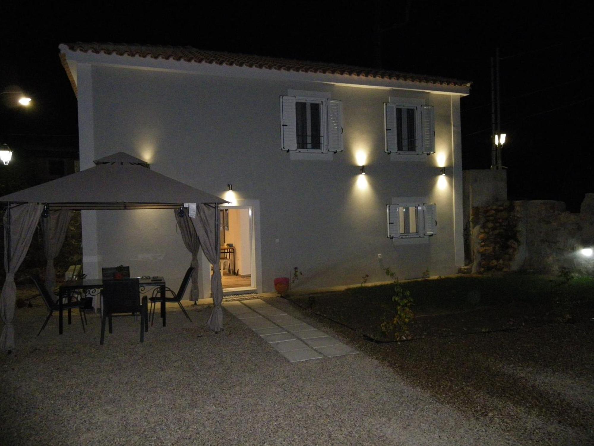 Вилла Vikou House Gyri Экстерьер фото